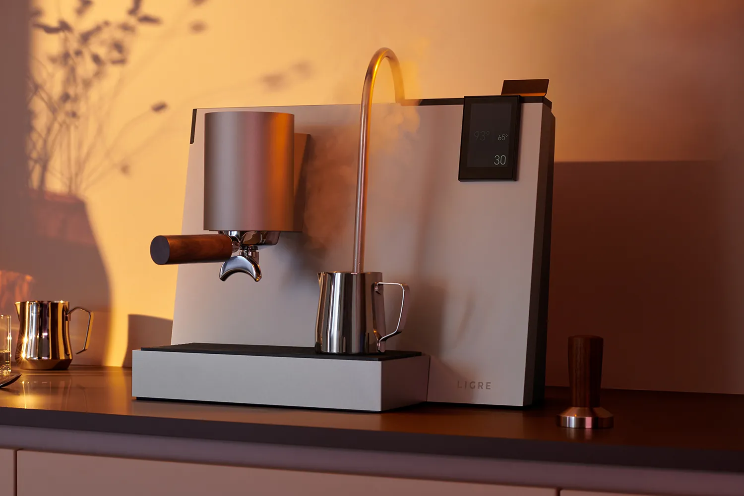LIGRE espressomaschine in hellem finish mit milchaufschäumer